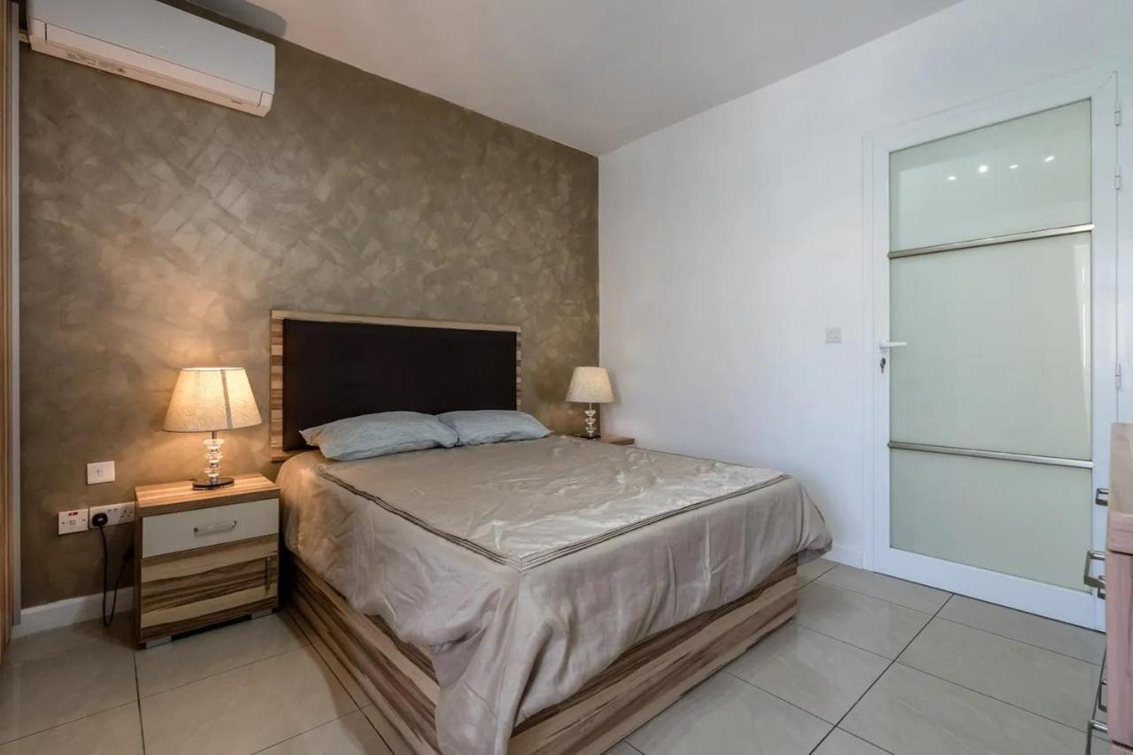 Modern Apt Kalkara Seafront! Exterior foto