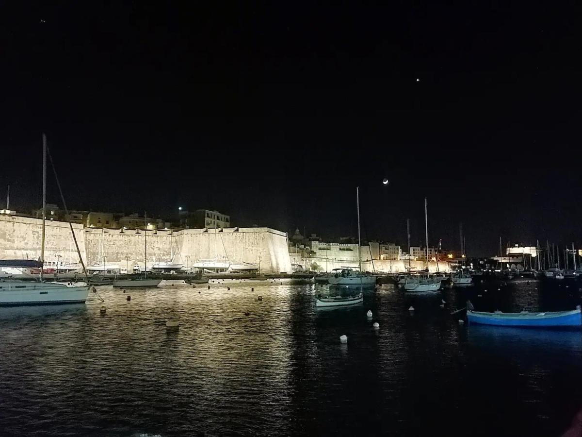 Modern Apt Kalkara Seafront! Exterior foto